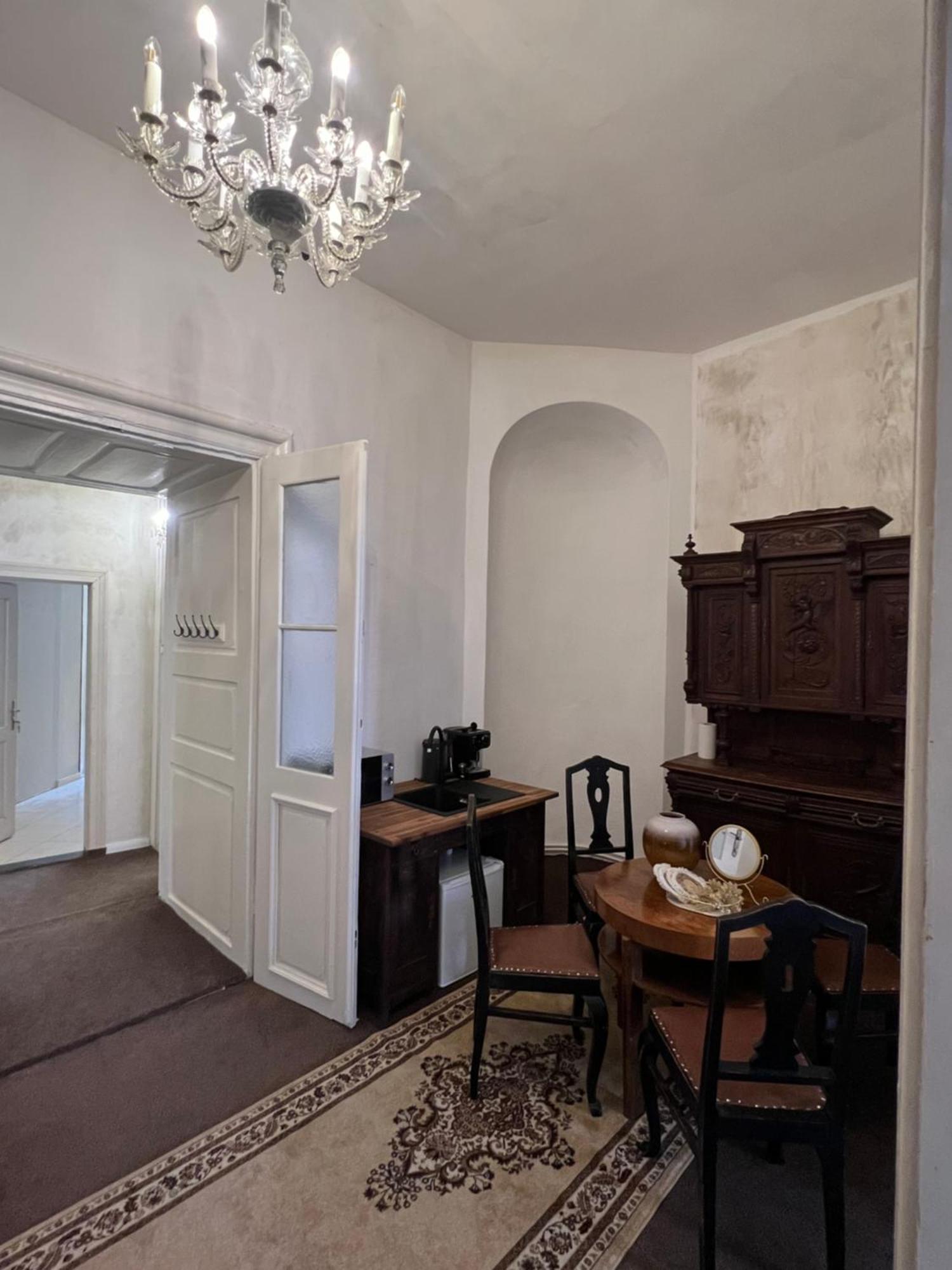 Csaky Palace 2 Bratislava Buitenkant foto